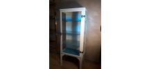 vitrine medicale  fonte d acier   1930 a 40   h126cm x 31x51