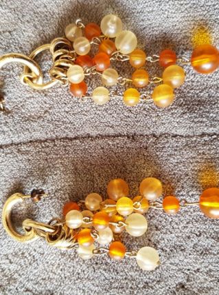 Boucles d'oreilles pendant petites perles oranges
