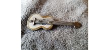 broche violon plaquée argent