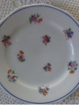 1 lot de 6 assiettes de dessert, avec les motifs disposés...