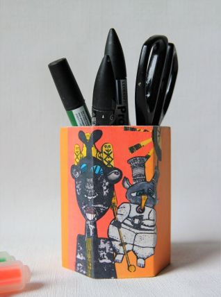 Pot à crayon.  Décor ethnique et coloré. Motif art singulier
