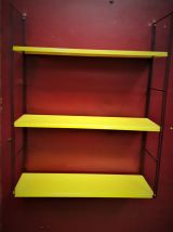 etagere string armature black  et plateaux metal jaune titi 
