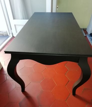 Table basse tres stylée relookée shabby noir poudré