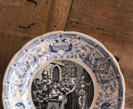 ASSIETTE PARLANTE HISTOIRE DE JEANNE D ARC OPAQUE DE SARREGU