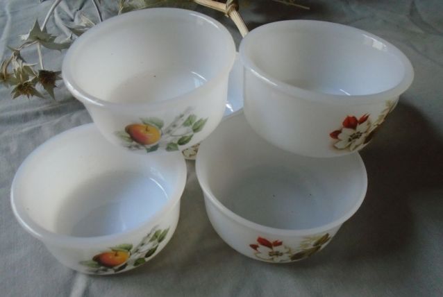 6 ramequins Arcopal