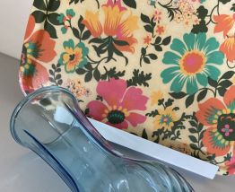 Vase bleu annee 70