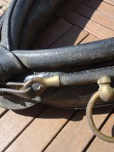 Collier de cheval ancien cuir et laiton