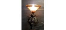 petite  lampe en regule doré  1930 a 40  avec inter ,et  ver