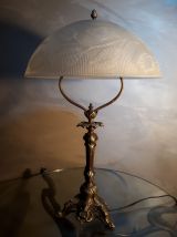 lampe bronze doré  abat jour verre epais 8ml  motif fleural 