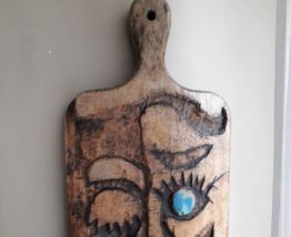 Panneau mural vintage en bois sculpté en forme de tête