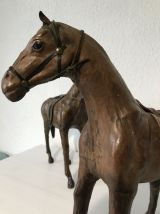 2 grandes statuettes chevaux en bois