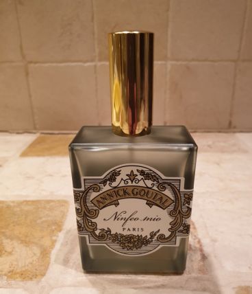 Flacon vapo vide verre céladon Annick Goutal plus édité