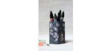  Pot à crayon.  Décor fantastique. Artisanat.