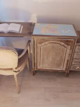 Meuble a tiroirs de couture ancien 