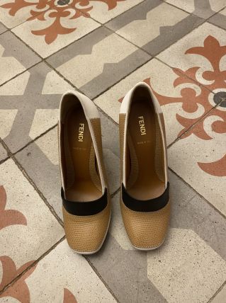 Chaussures femme Fendi