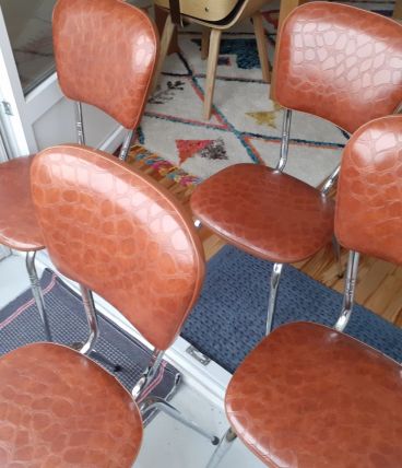 Chaises similicuir écailles 