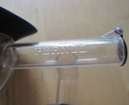 Bec verseur publicitaire Pernod pastis  
