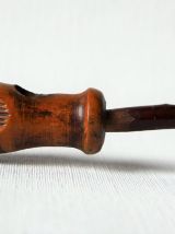 Pipe en bois du 19e figurant une tête d'homme 