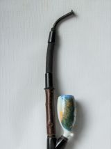 Pipe ancienne allemande en porcelaine décor femme dénudée. 