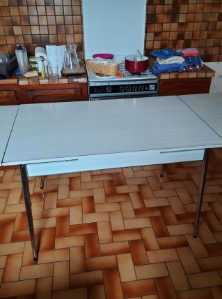 Table salon Formica