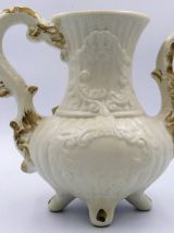 Vase en porcelaine en forme de cafetiére- Capodimonte