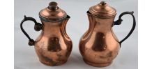 Lot de deux petites théières en cuivre
