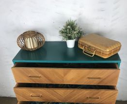 Commode vintage