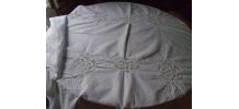 Nappe brodée 12 couverts