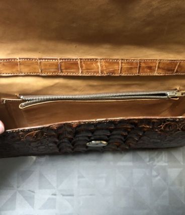 sac a main en croco vintage