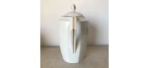Théière en porcelaine de Limoges 