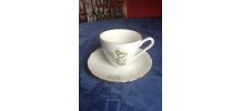  6 belles tasses à thé ou café, 6 soucoupes, porcelaine