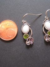 Boucles d'oreilles pendantes Boucles d'oreilles pendantes, a
