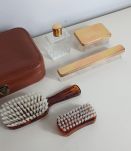 TROUSSE DE TOILETTE