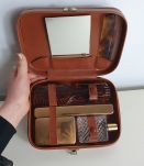 TROUSSE DE TOILETTE