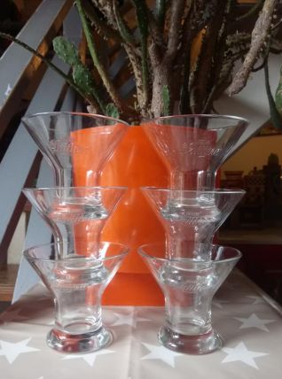 6 coupes à glaces en verre "La laitière" de Nestlé