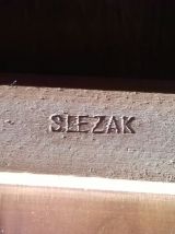 rare fauteuil club slezak en noyer massif époque art déco. 