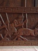 Panneau en bois sculpté - Artisanat africain
