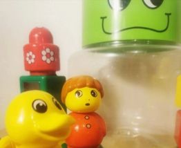 Boîte Lego Duplo vintage 1995 et chenille Duplo