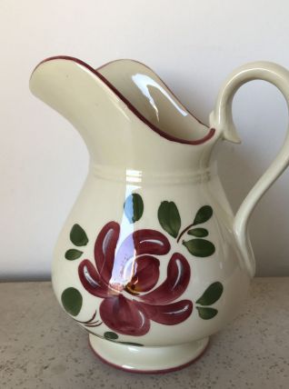 pichet en porcelaine