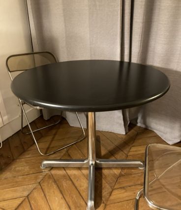 Table ronde noire Piretti Castelli