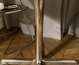 Table ronde noire Piretti Castelli