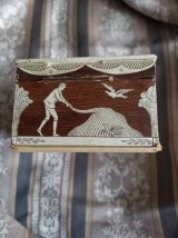 Boîte ancienne Guerlain. 