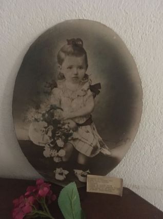 Photographie ancienne de « Tante Yvonne »