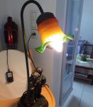 Belle lampe tulipe-avec personnages en résine  H10cm + chiot