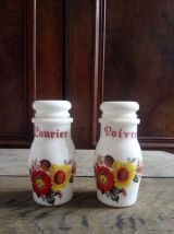 Jolie série de 5 pots à épices en opaline