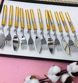 6 couteaux et 6 fourchettes à poisson (possible 12 ou 11)