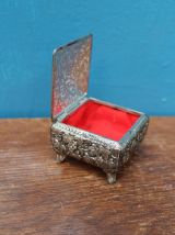 PETITE BOITE À BIJOUX EN MÉTAL ANNÉE 60-70