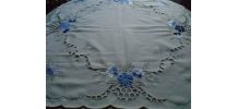 Nappe à thé brodée