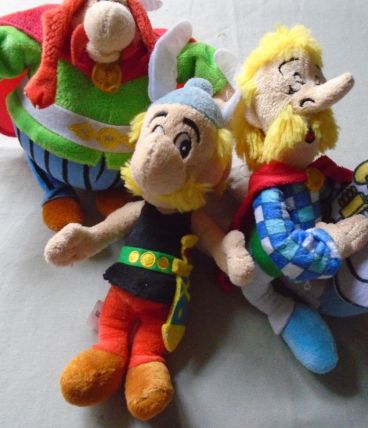 3 figurines peluches collection Albert René/Uderzo