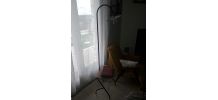 Lampe de lecture annee 60 restauree avec plateau en noyer